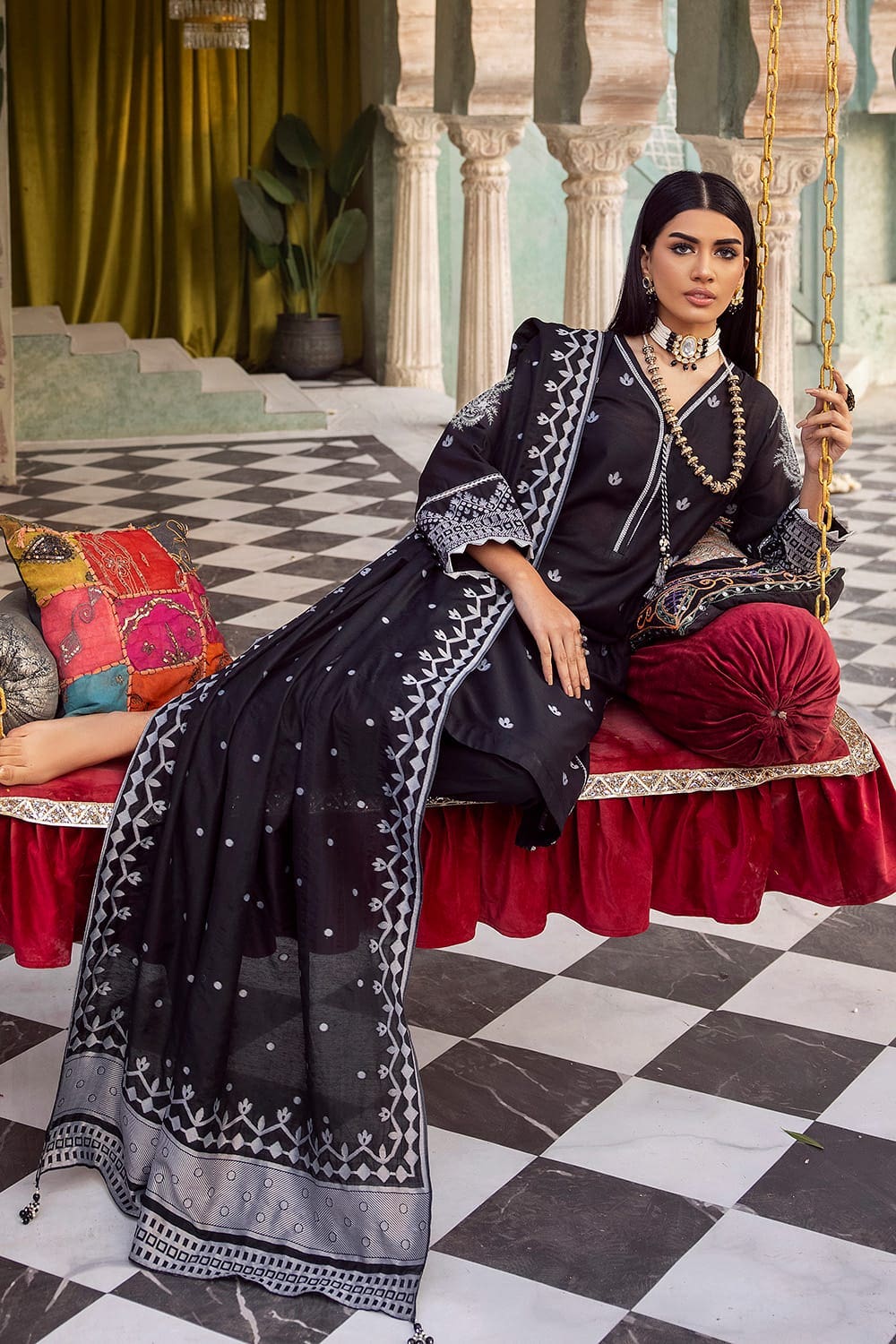 3 Piece Jacquard Embroidered Unstitched Suit with Dupatta and Inner