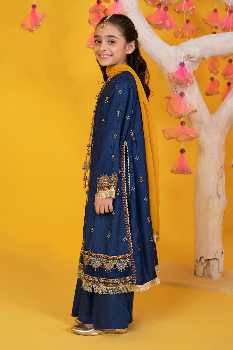 https://cdn.shopify.com/s/files/1/0620/8788/9062/products/mkd-w22-07-bluec.jpg?v=1672340601
