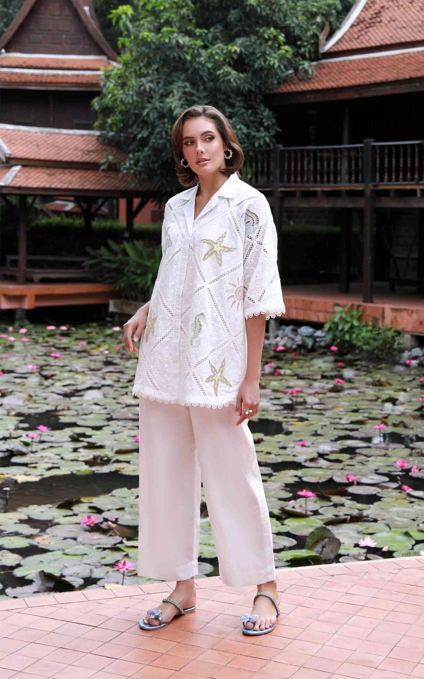 https://cdn.shopify.com/s/files/1/0663/9616/0233/files/moonlitcoral_3.jpg?v=1778070224