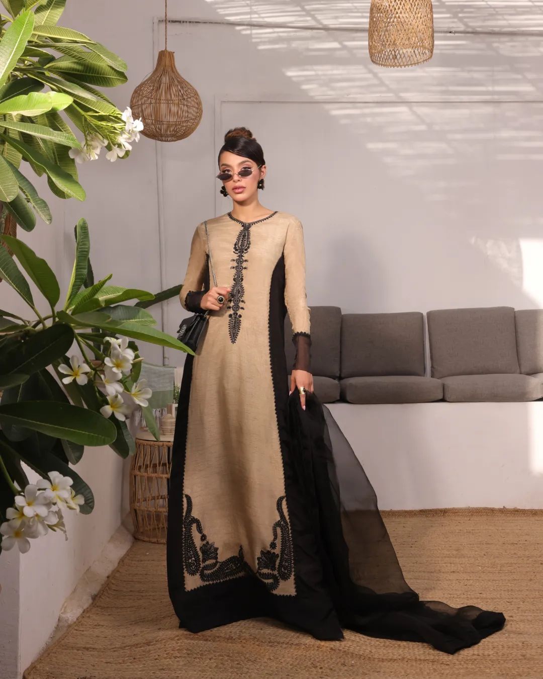 https://cdn.shopify.com/s/files/1/0923/1931/8403/files/naira-regal-kaftan-series-382497.jpg?v=1756724913
