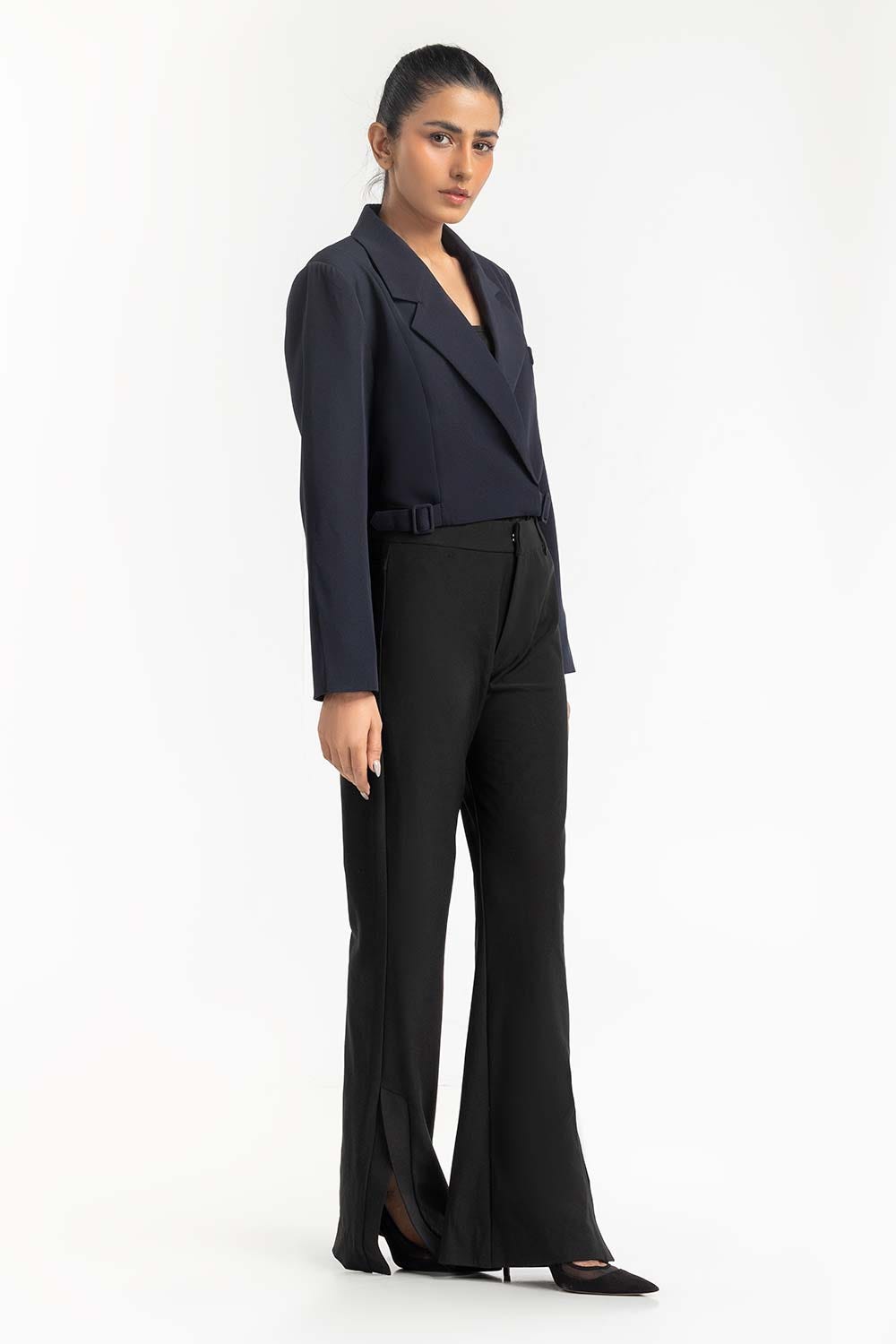 https://cdn.shopify.com/s/files/1/0706/3253/8159/files/navy_cropped_blazer_224-210-024_2.jpg?v=1758454798
