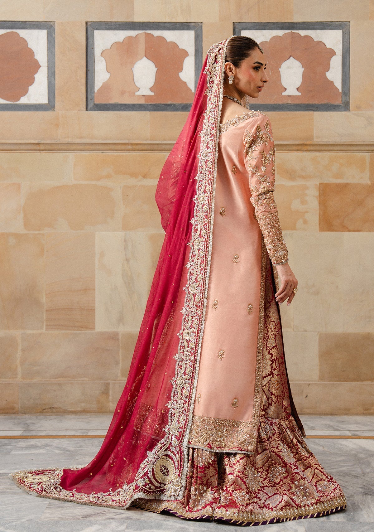 https://cdn.shopify.com/s/files/1/0676/8177/9968/files/nilofer3.jpg?v=1758287358