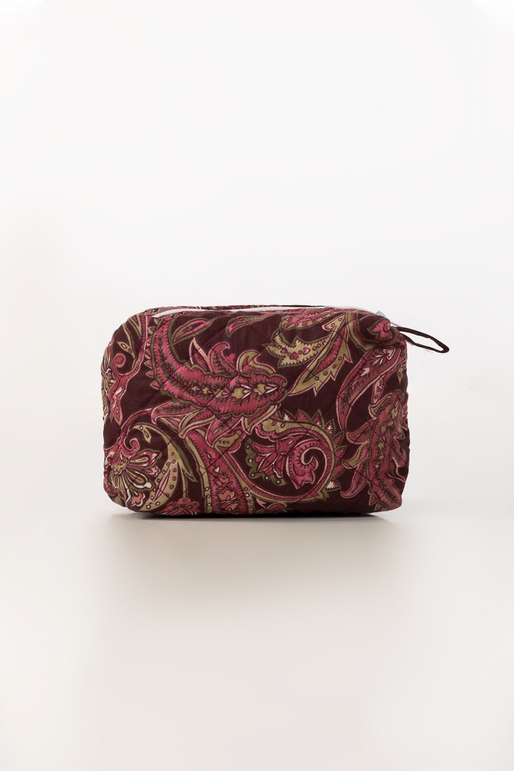 https://cdn.shopify.com/s/files/1/0706/3253/8159/files/paisley_fusion_quilted_pouch_1.jpg?v=1758373791