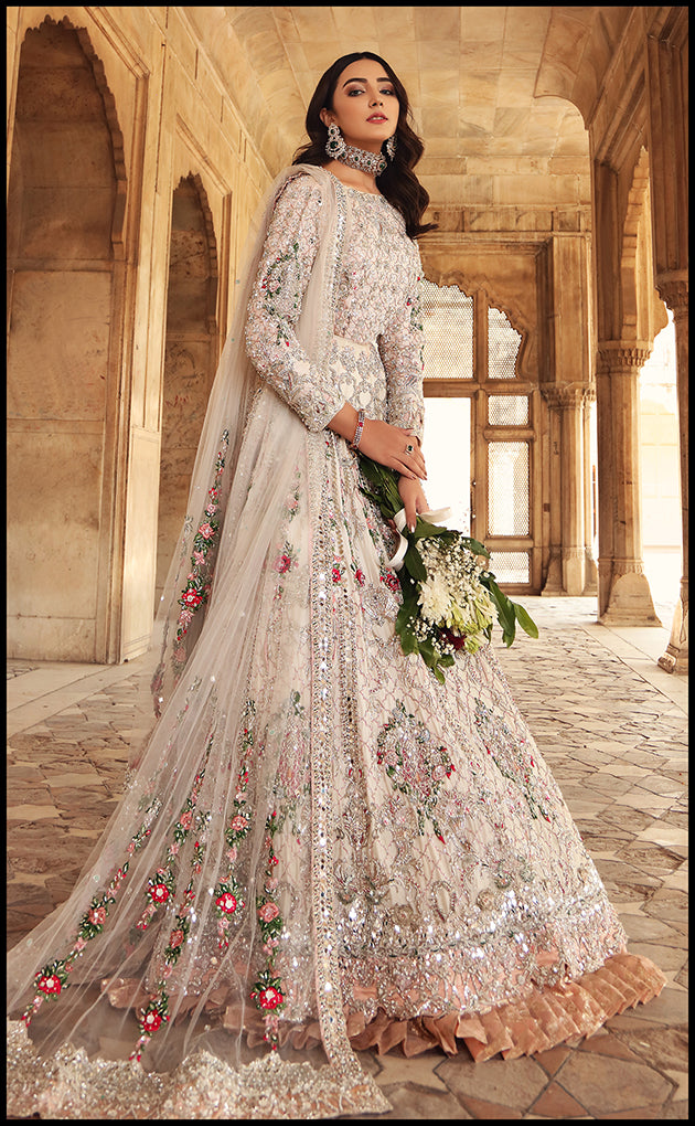 https://cdn.shopify.com/s/files/1/0560/5431/7229/products/pakeeza-bridal-987154.jpg?v=1664394071