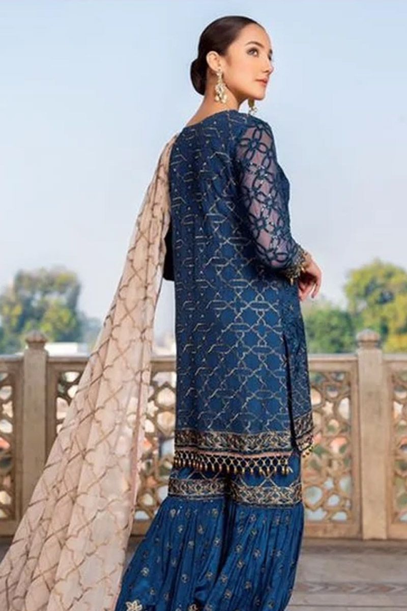Flossie – 1606 Style