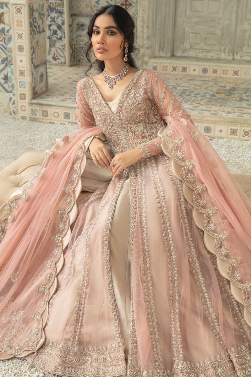 Sania Hasan – Palatial Style