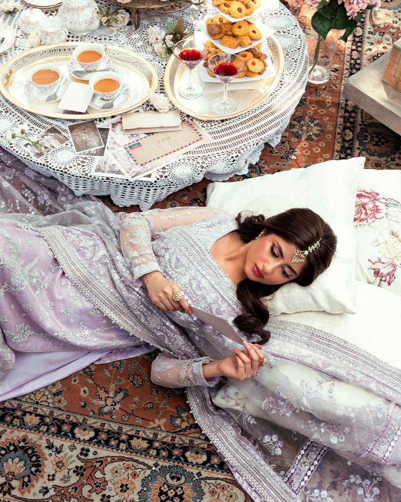 Faiza Saqlain – Liyan Style