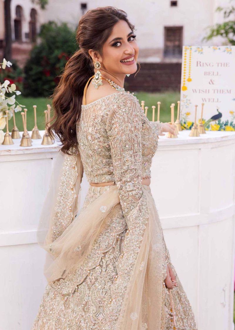 Kanwal Malik – Samira Style