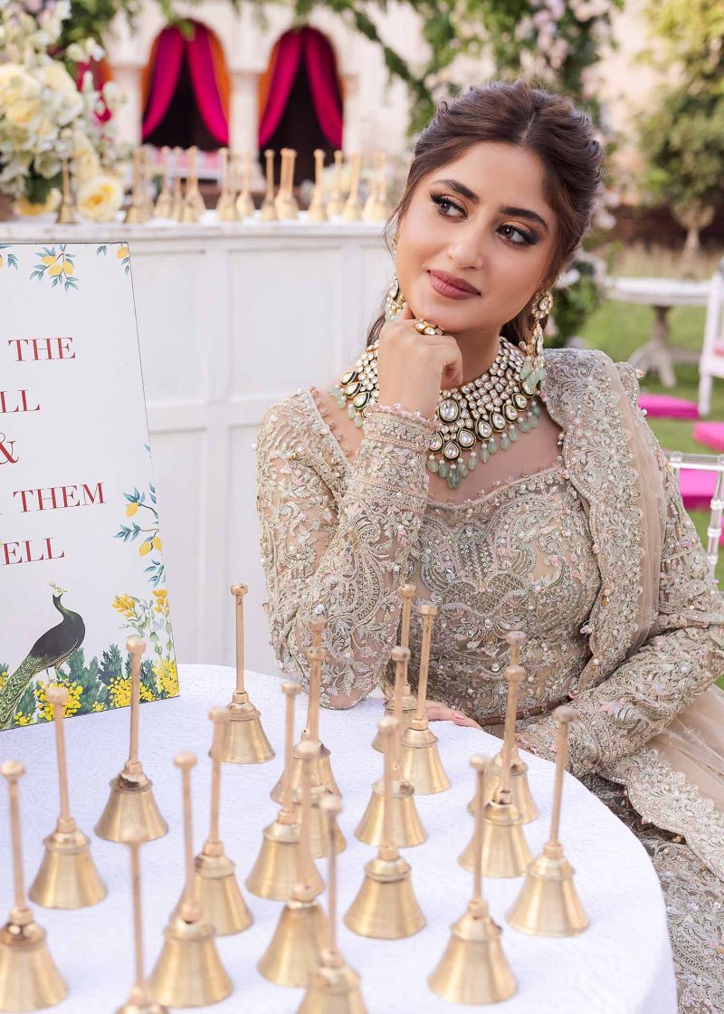 Kanwal Malik – Samira Style