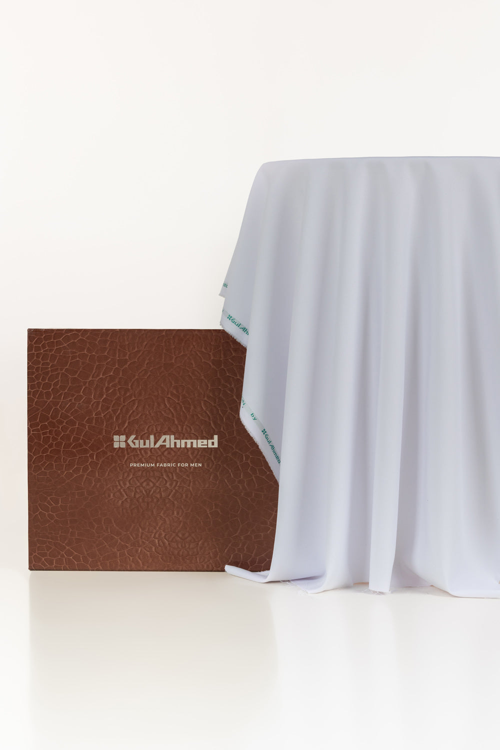 Paragon Unstitched Fabric Blended with Gift Box