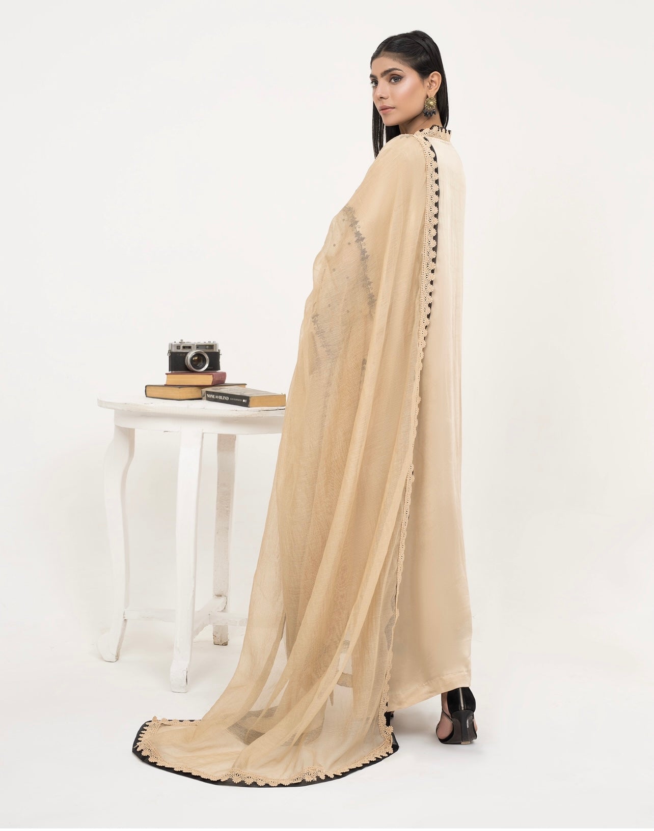 Pearl Gold- Semi Formal'25