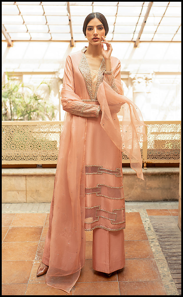 https://cdn.shopify.com/s/files/1/0560/5431/7229/products/pink-botanical-luxury-345196.jpg?v=1664398810