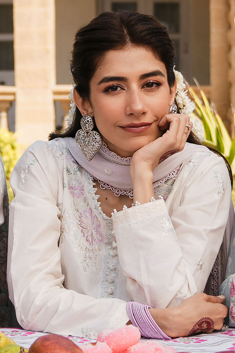 Ivory Whisper-3 Pc Embroidered Lawn Suit