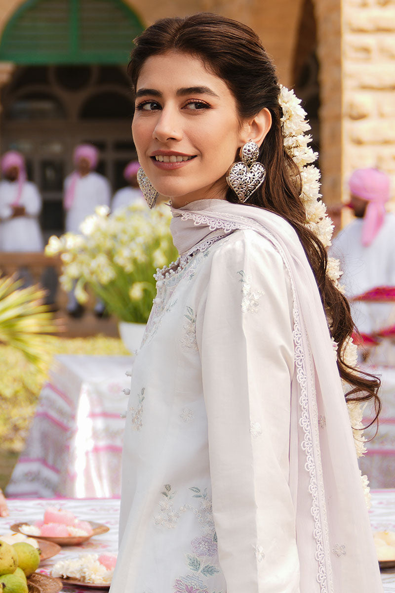 Ivory Whisper-3 Pc Embroidered Lawn Suit