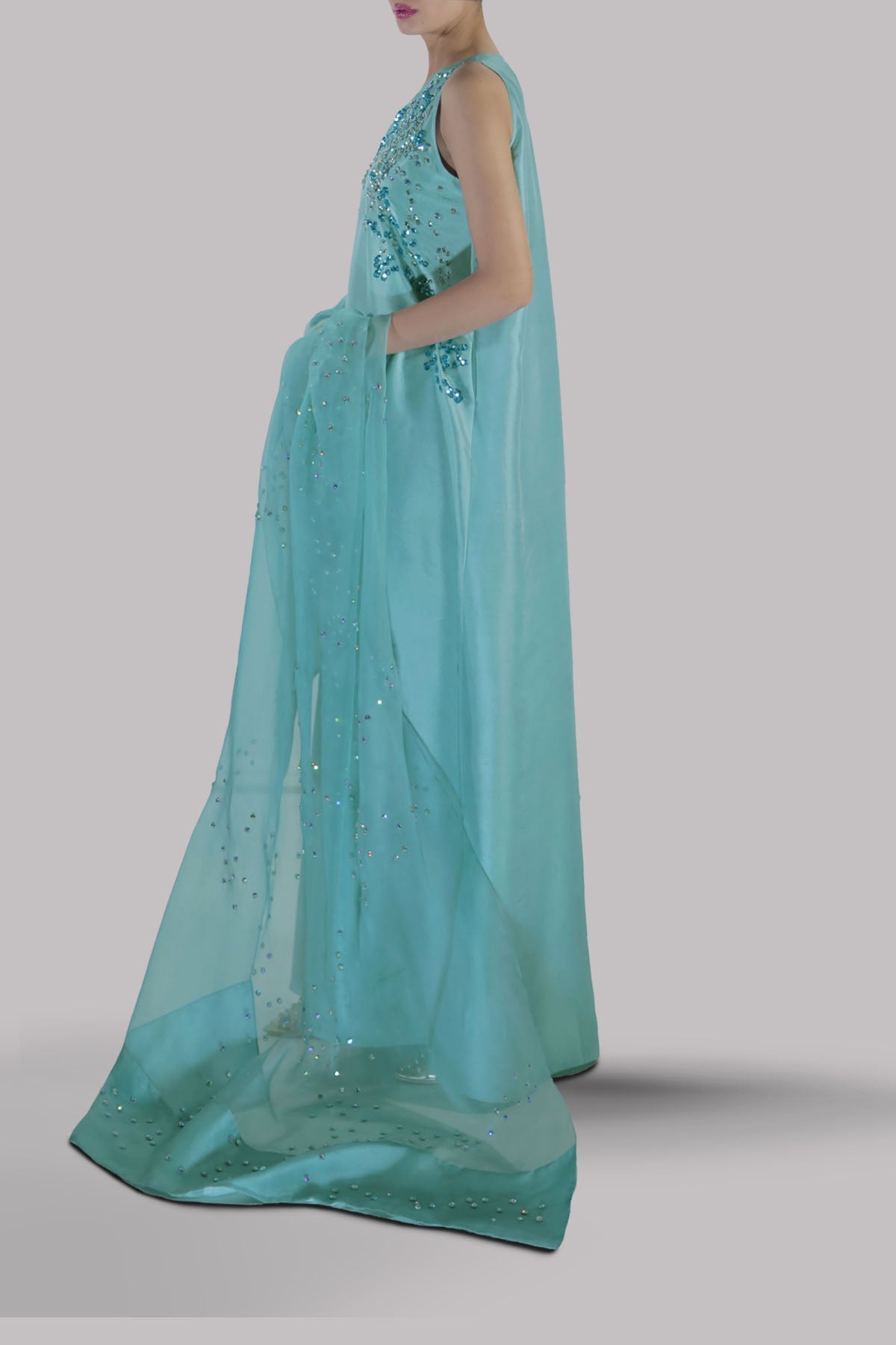 Muse Luxe – Porcelain Blue Style