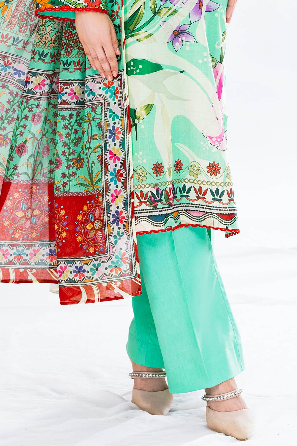 3 Piece Unstitched Printed Lawn Suit