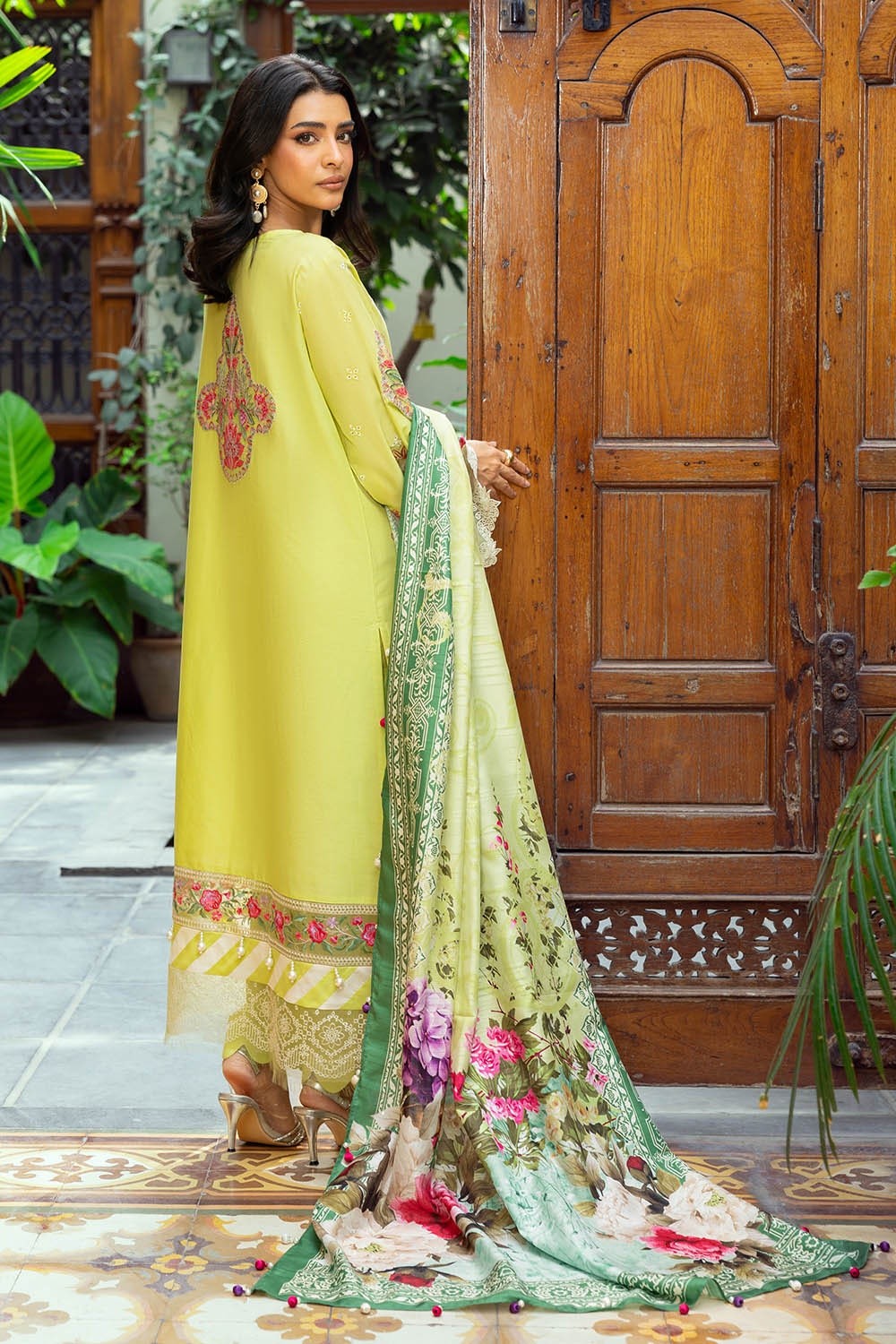 3 Piece Unstitched Embroidered Lawn Suit With Printed Tussar Silk Dupatta