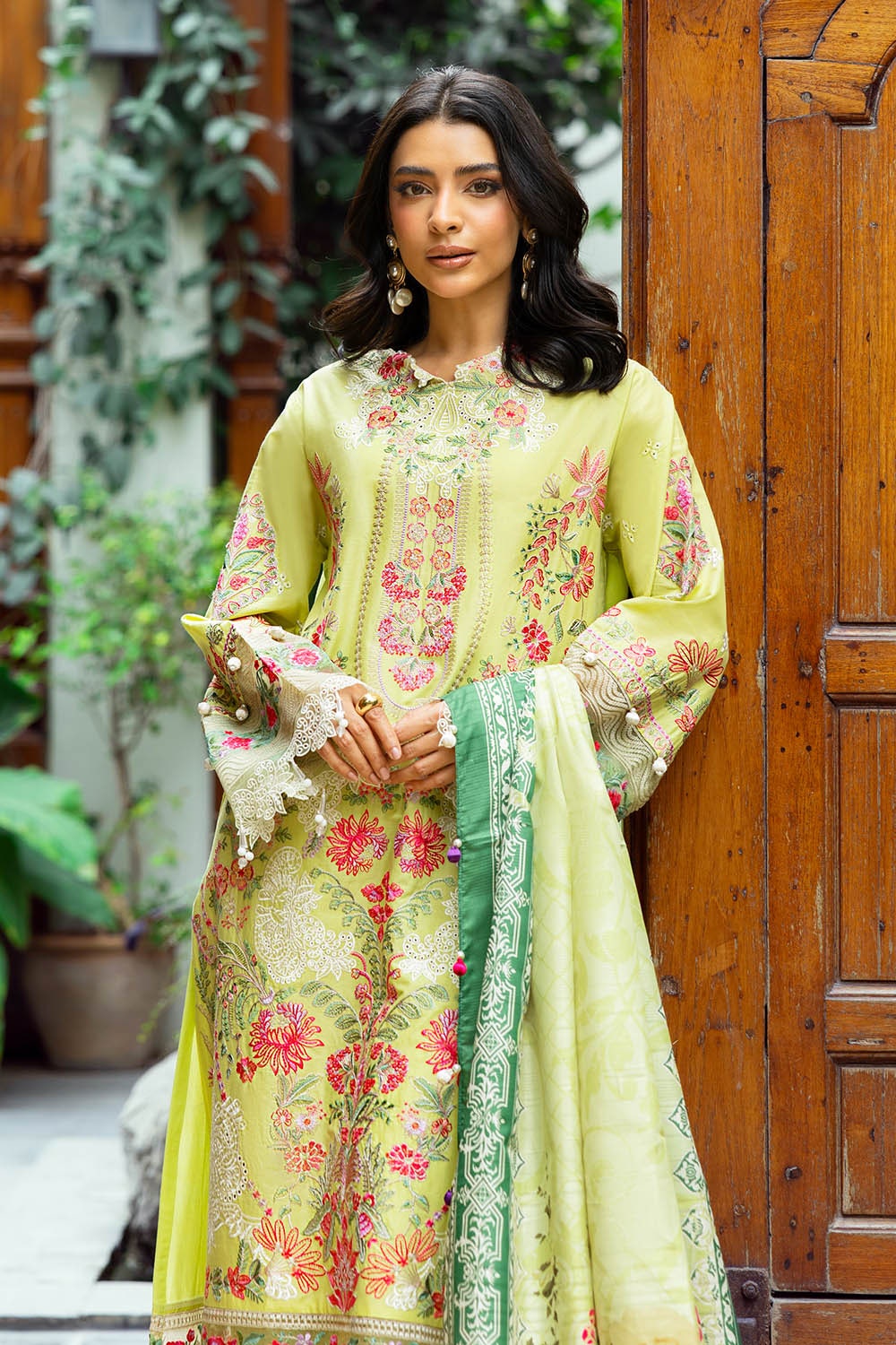 3 Piece Unstitched Embroidered Lawn Suit With Printed Tussar Silk Dupatta