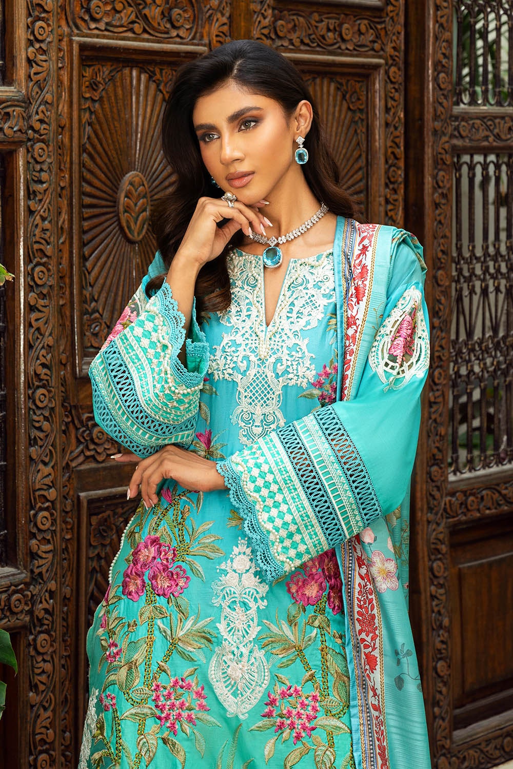 3 Piece Unstitched Embroidered Printed Lawn Suit with Printed Tussar Silk Dupatta