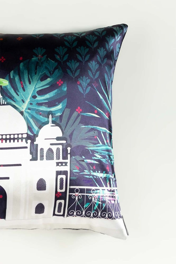 Ss23-Qilla Digital Square Cushion Cover
