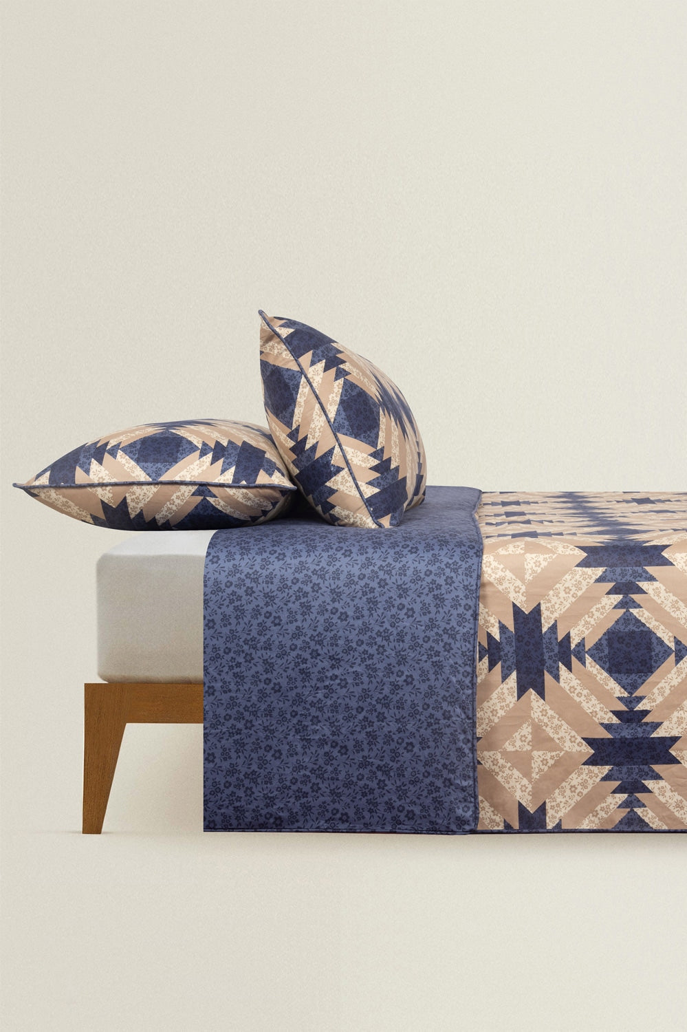 https://cdn.shopify.com/s/files/1/0706/3253/8159/files/quad_patch_duvet_002.jpg?v=1758373683