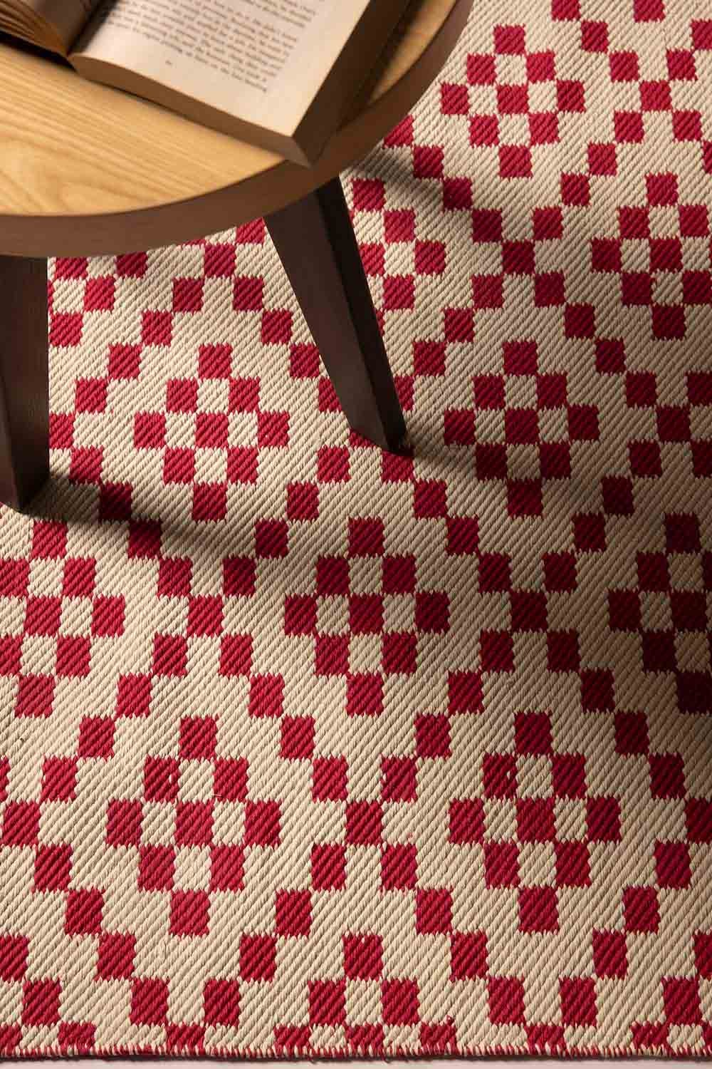 https://cdn.shopify.com/s/files/1/0706/3253/8159/files/quadra_yarn_dyed_rug_4.jpg?v=1758373716