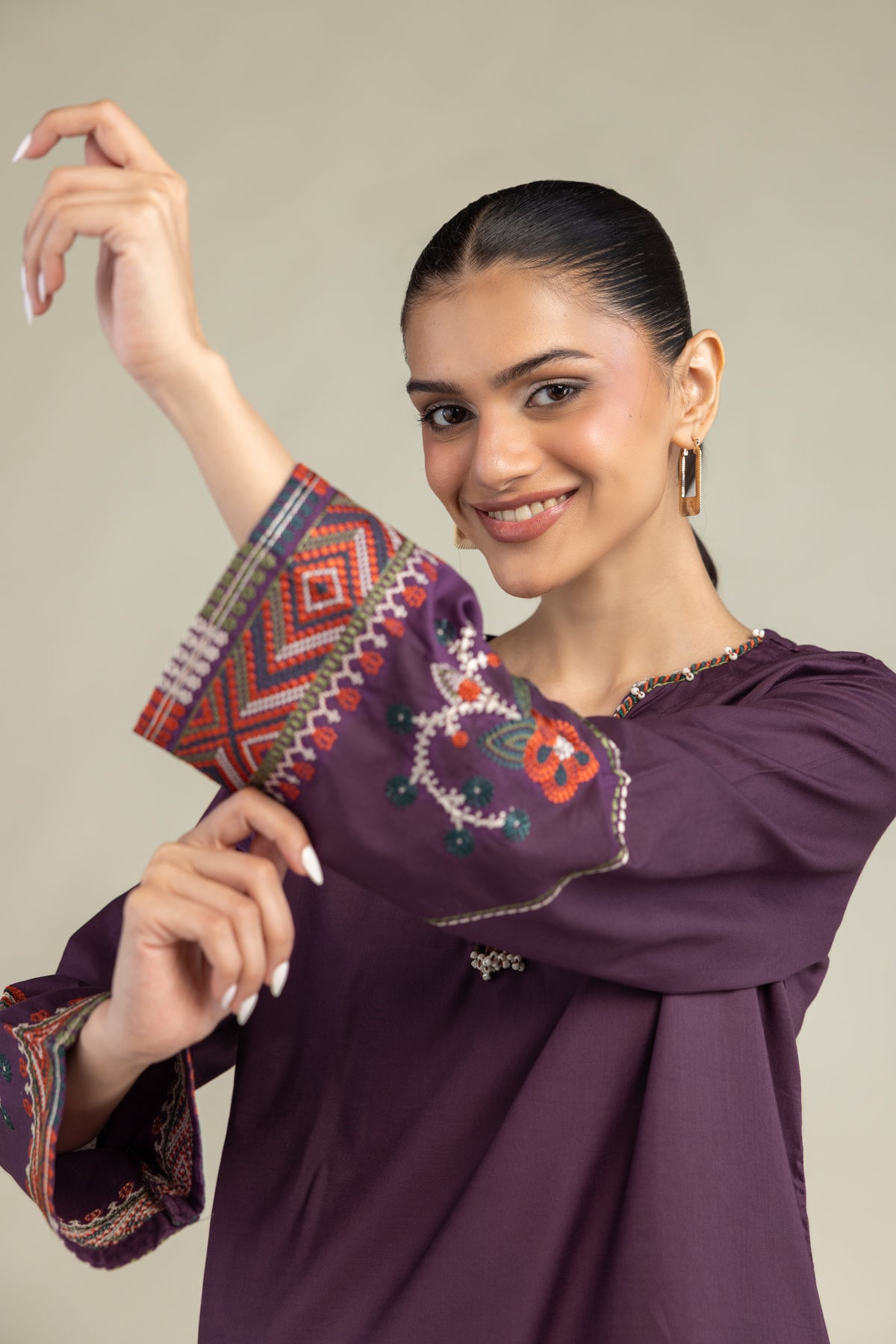 Cambric V-Neck Kurta
