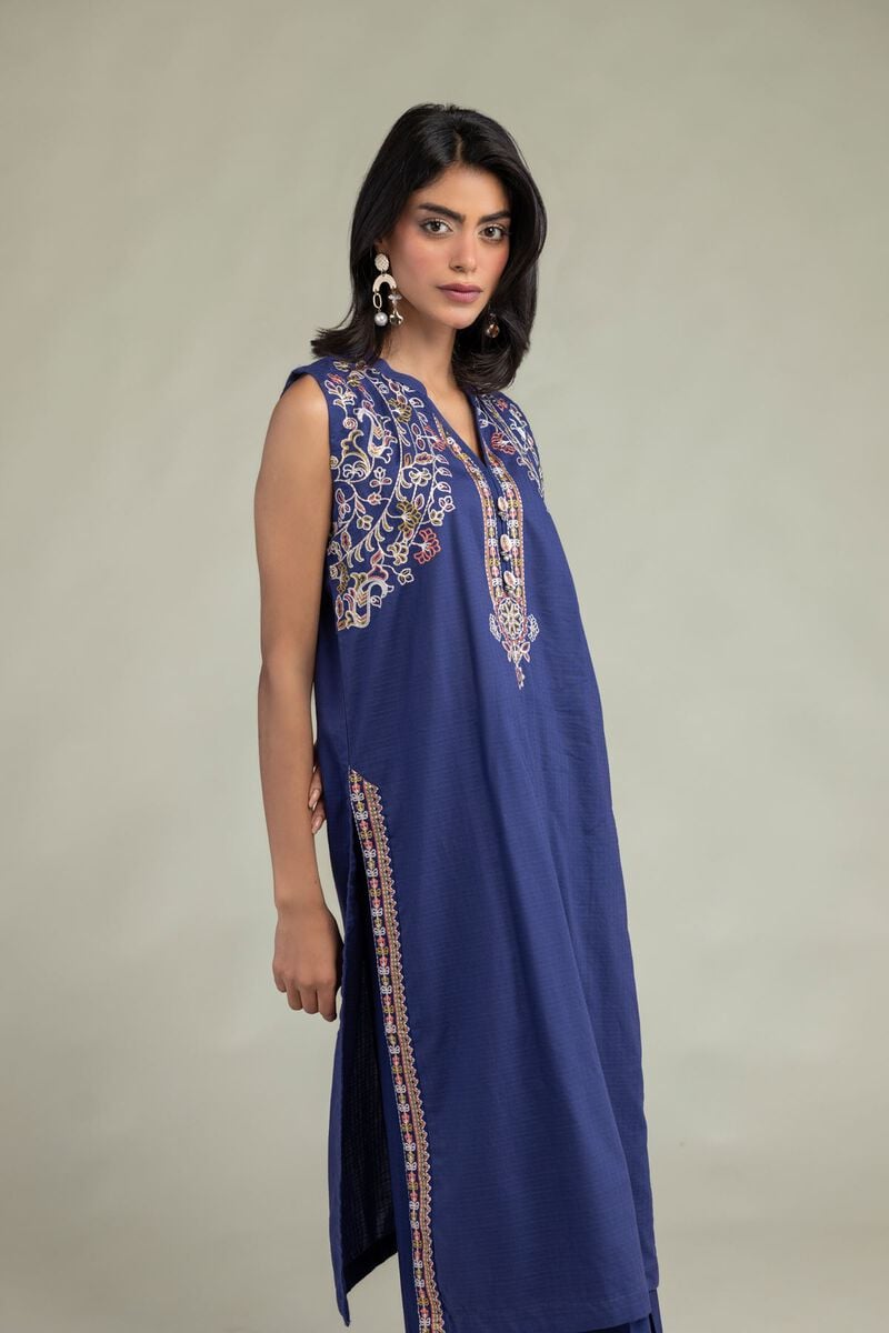 Floral Sleeveless Kurta