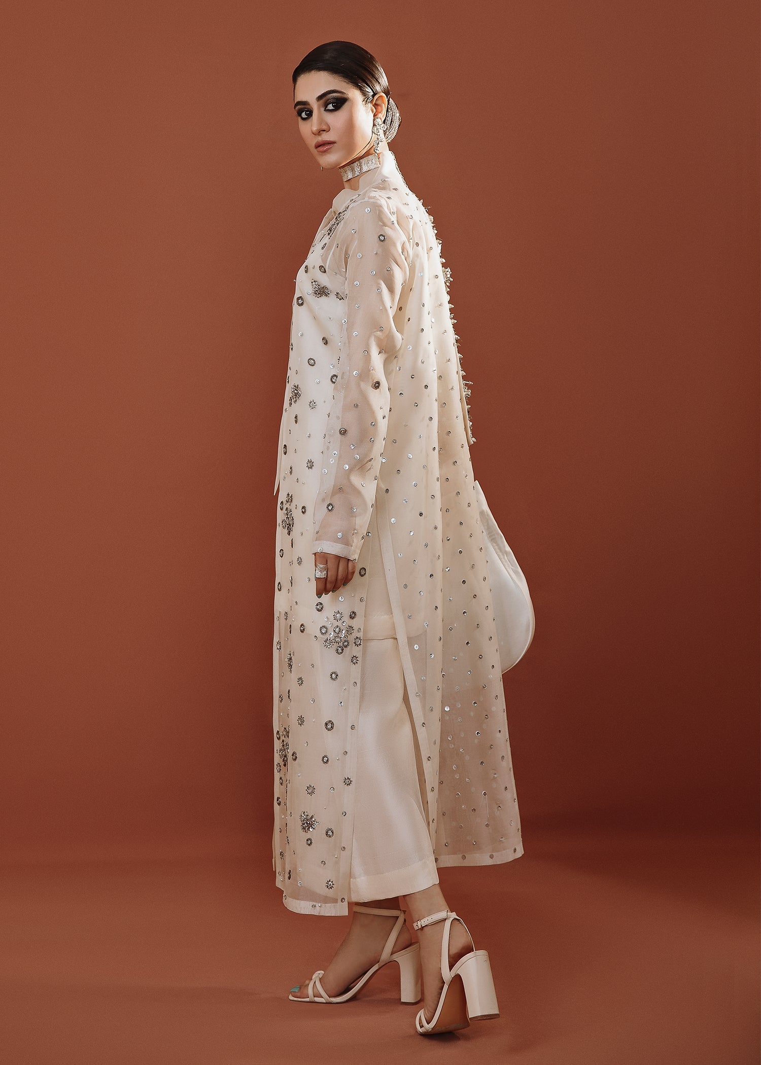 https://cdn.shopify.com/s/files/1/0016/9476/1035/products/r5utyutyu.jpg?v=1614236416