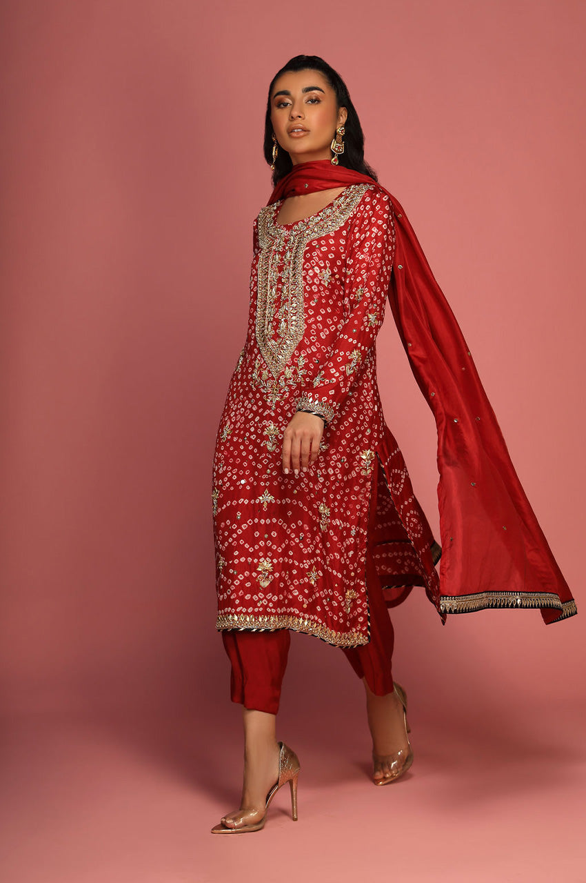 Red Chunri