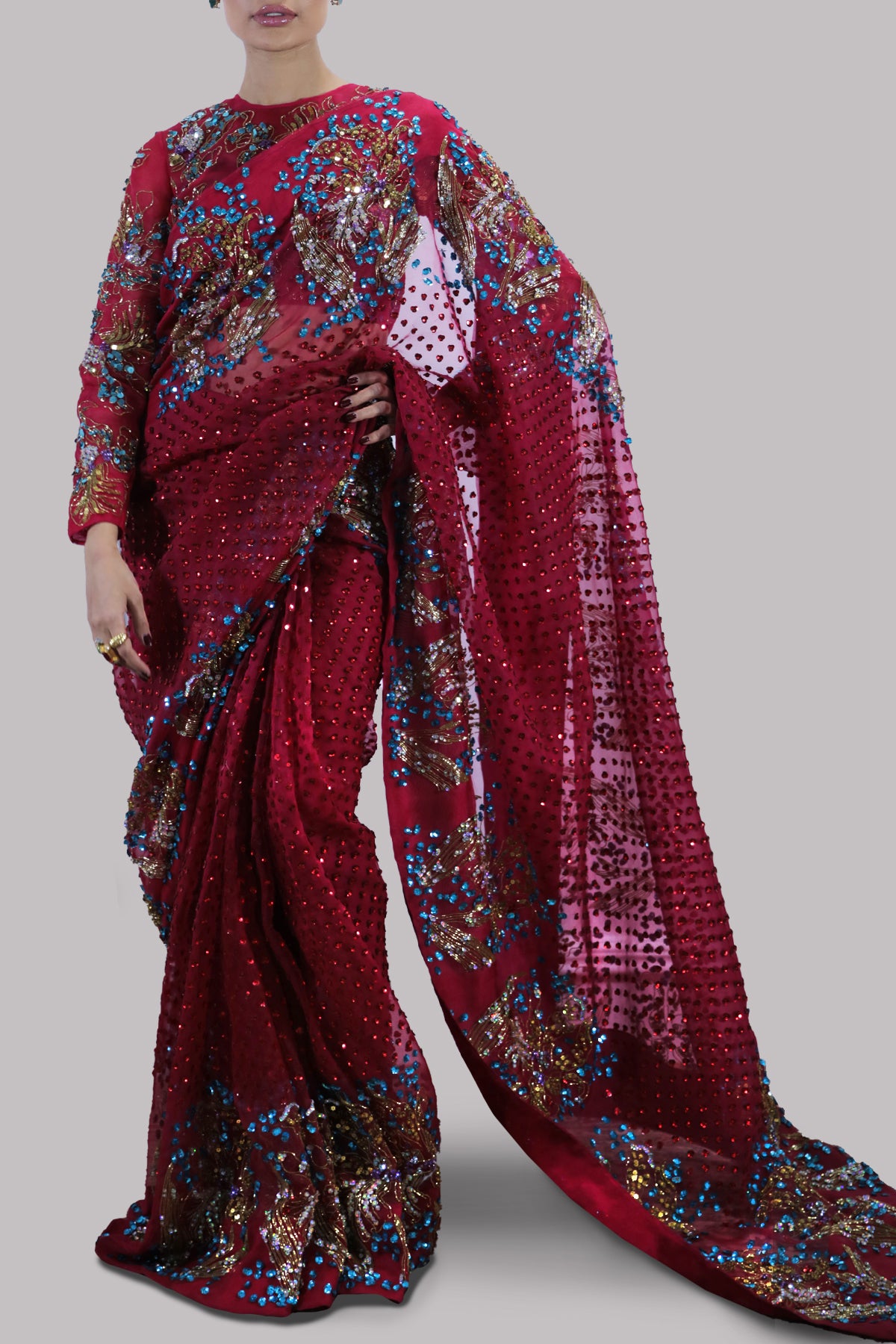 https://www.museluxe.com/wp-content/uploads/2025/02/red-saree-1.jpg