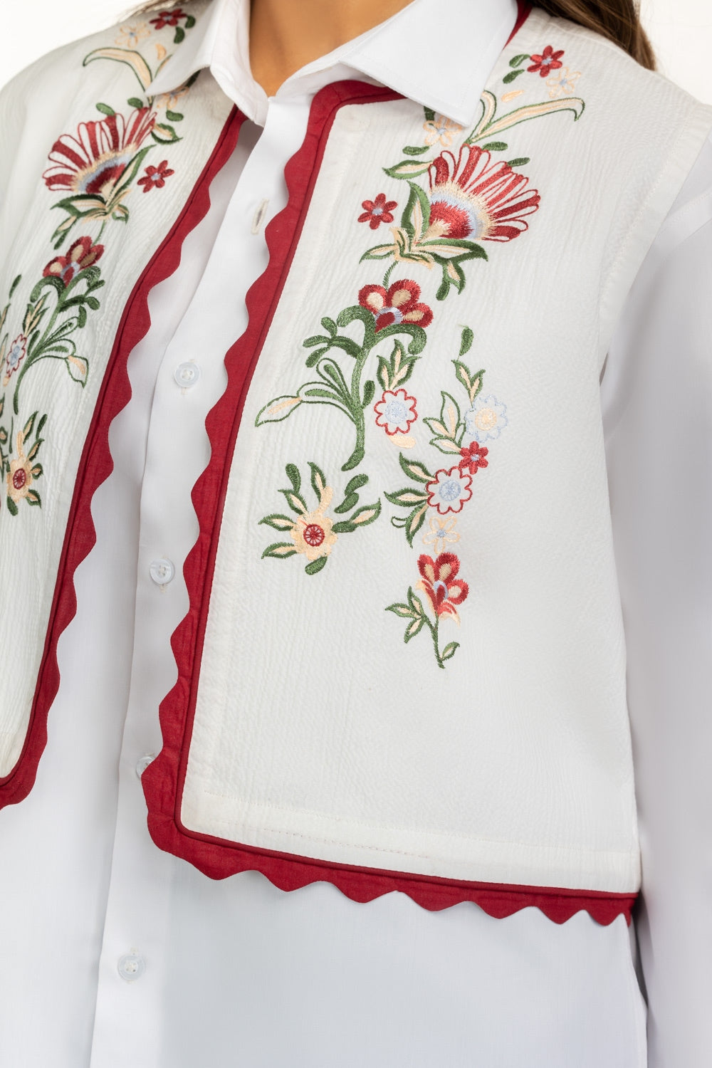 Ripple Crinkle Embroidered Waist Coat
