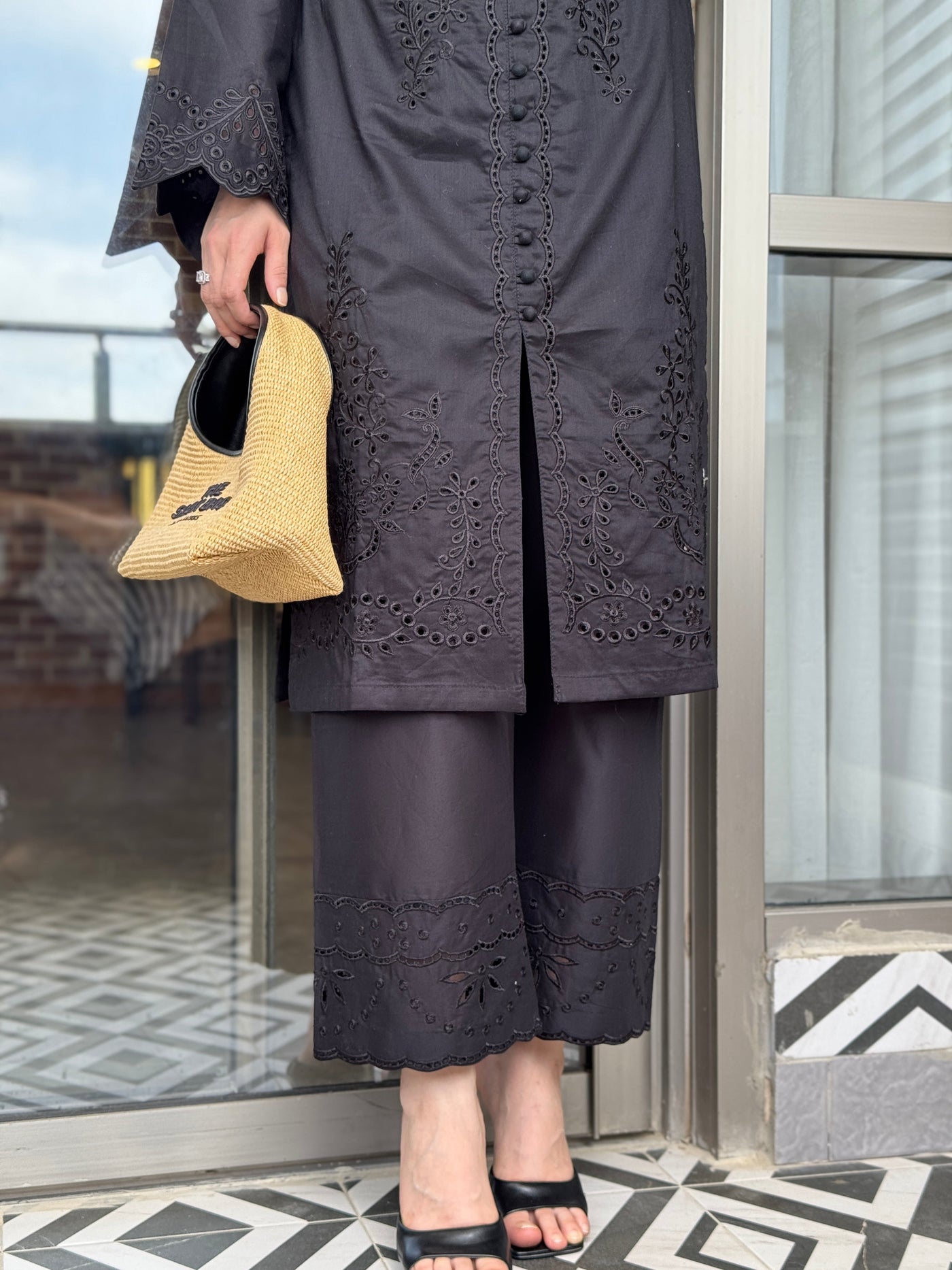 https://cdn.shopify.com/s/files/1/0691/7662/3389/files/rn-image_picker_lib_temp_66a4bd19-d8d4-4270-96b5-47022108f737.jpg?v=1747846946