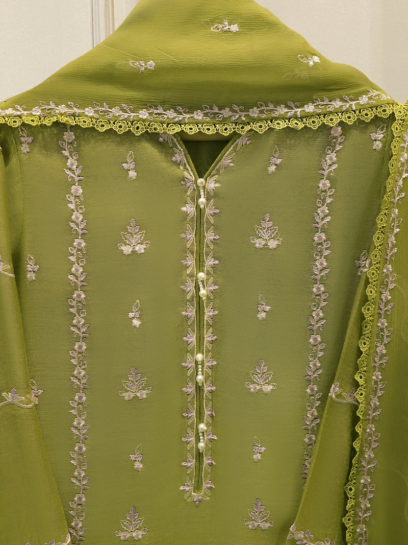 Embellished silk Izaar (As Shown)