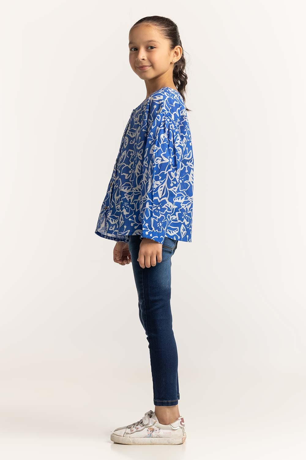 Round Neck