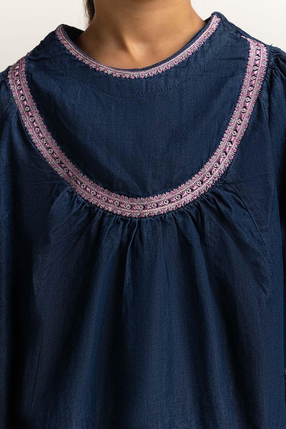 Round Neck