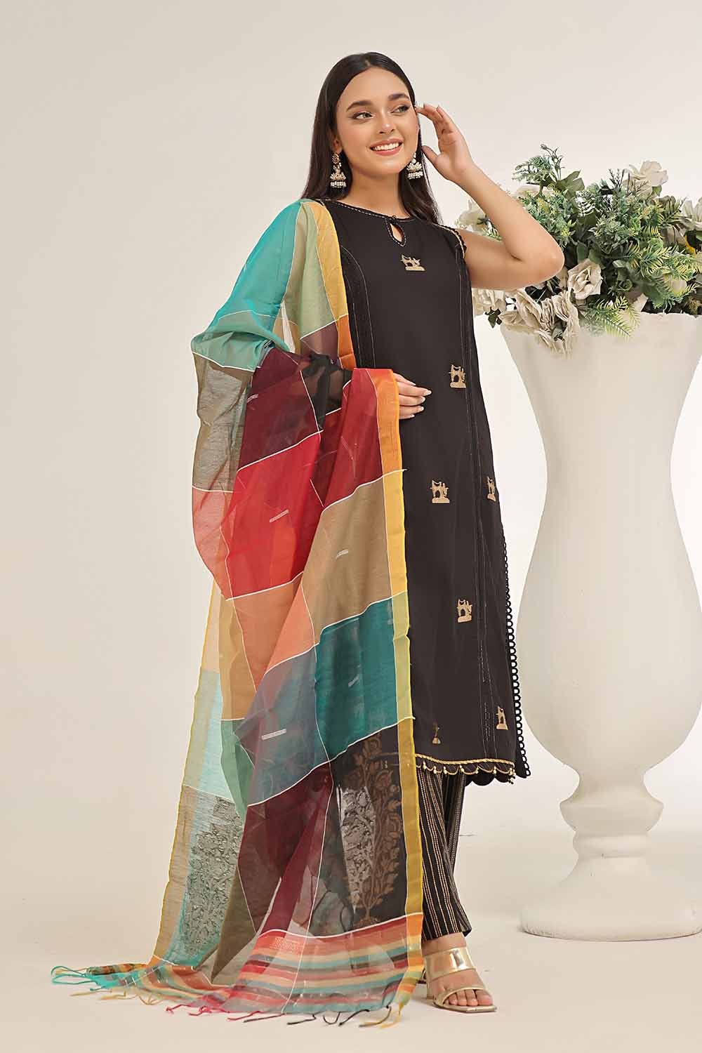 3 Piece Unstitched Jacquard Gold And Lacquer Printed Suit