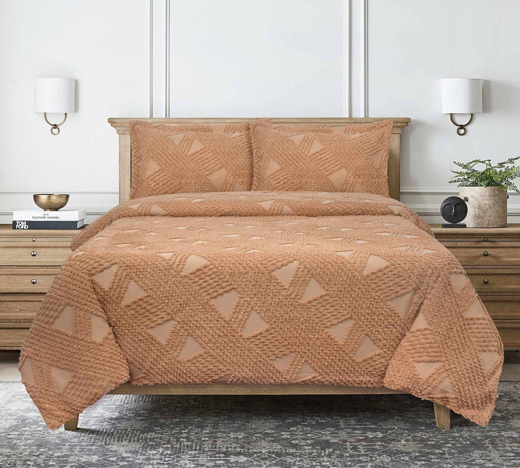 https://cdn.shopify.com/s/files/1/0706/3253/8159/files/russet_tufted_quilt_cover_2.jpg?v=1758373418