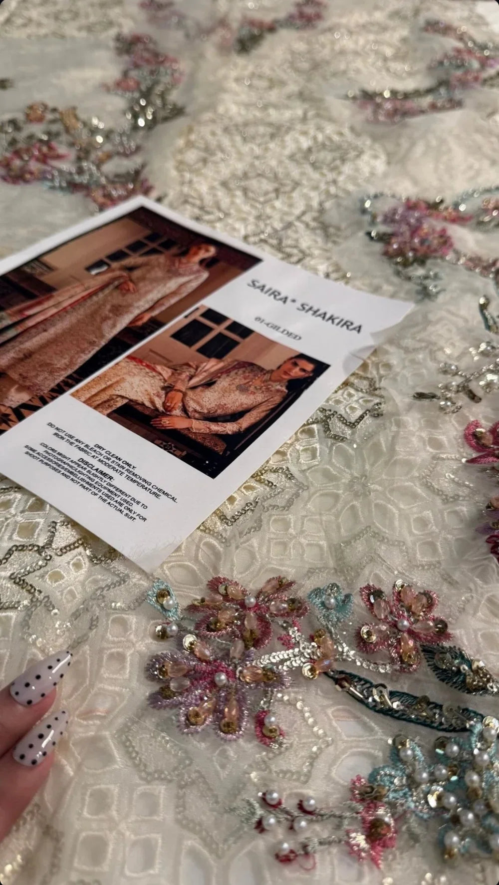 Saira Shakira – Gilded Style