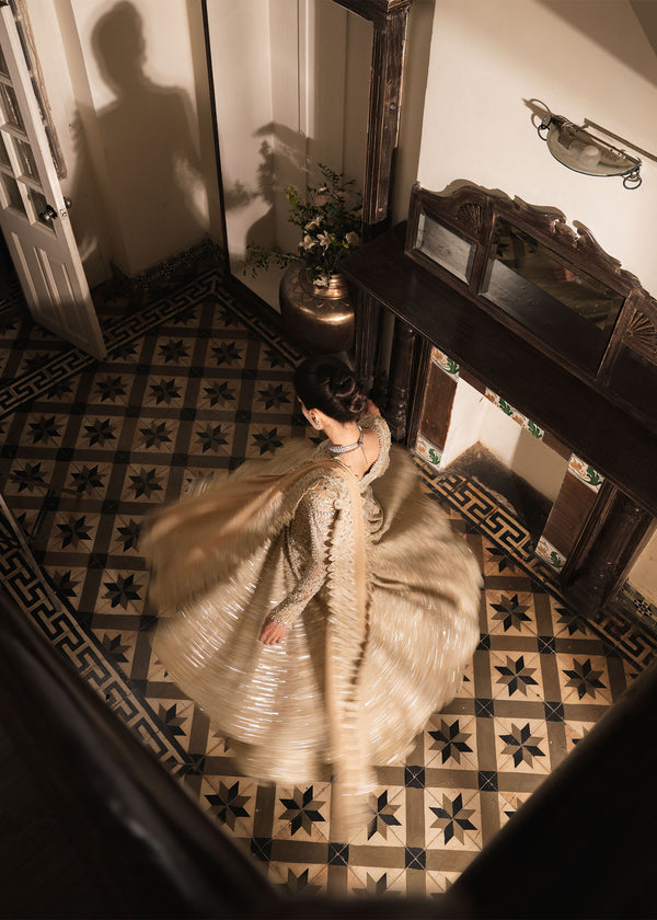 Saira Shakira – Moonveil Style
