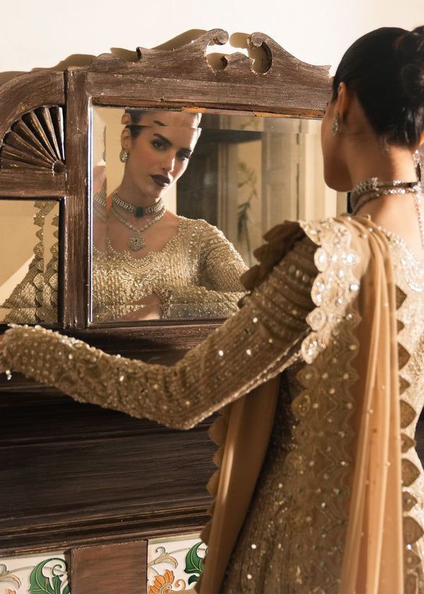 Saira Shakira – Moonveil Style