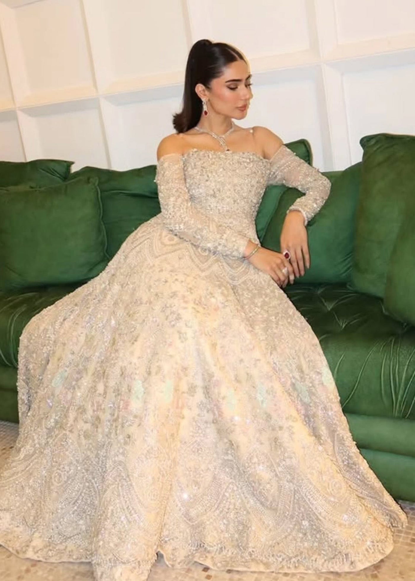 https://cdn.shopify.com/s/files/1/1625/9005/files/sairashakira_1760004025_3739434819433309510_1668886753.jpg?v=1761722957
