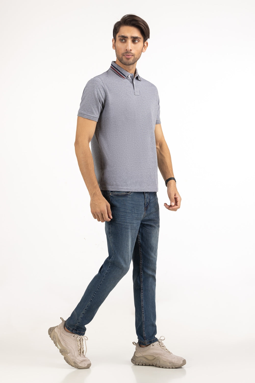 https://cdn.shopify.com/s/files/1/0706/3253/8159/files/salt-men-polo-color-grey-100_cotton-pique-regular-fit-mn-psh-ss25-029-right.jpg?v=1758455973