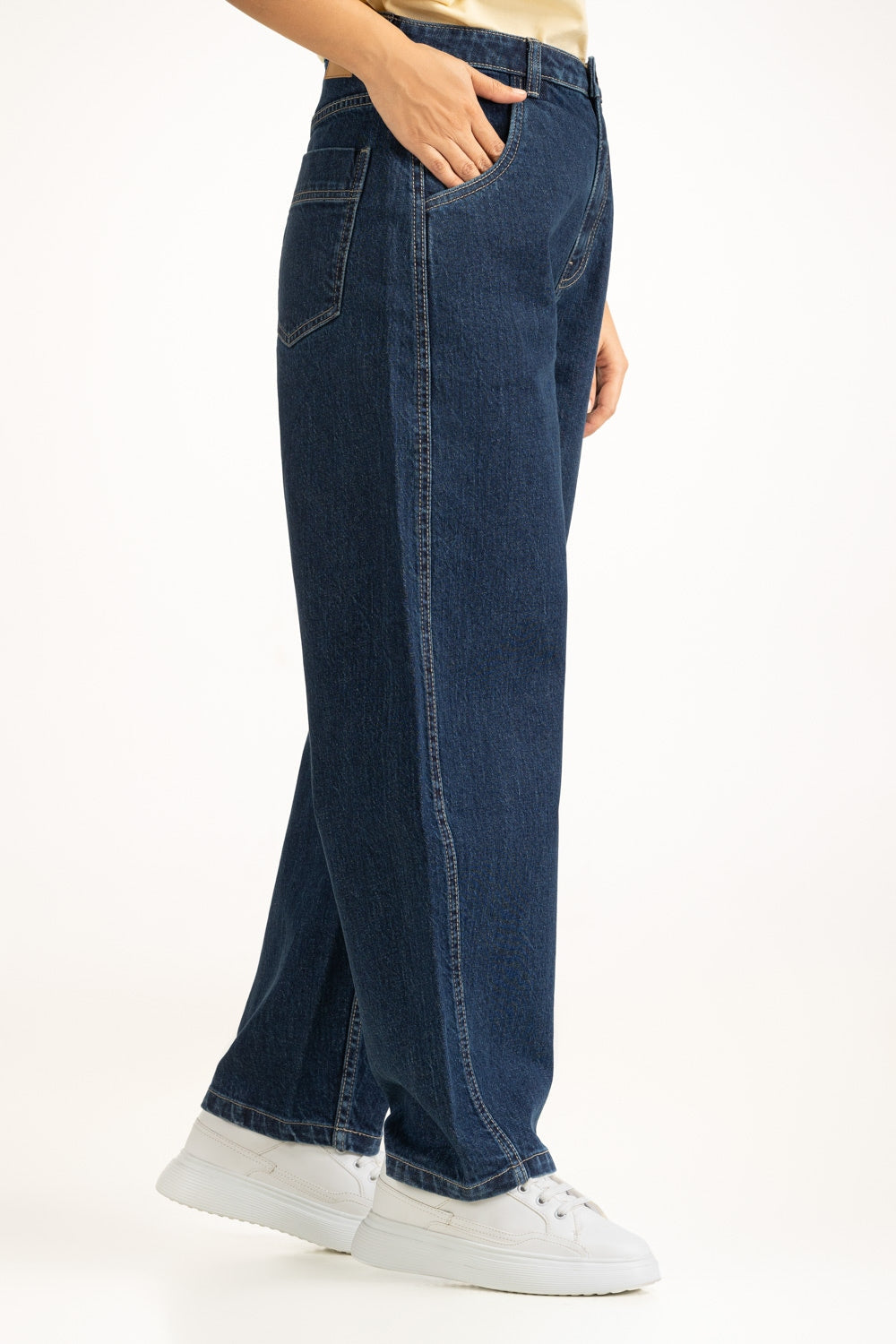 Barrel Fit Jeans