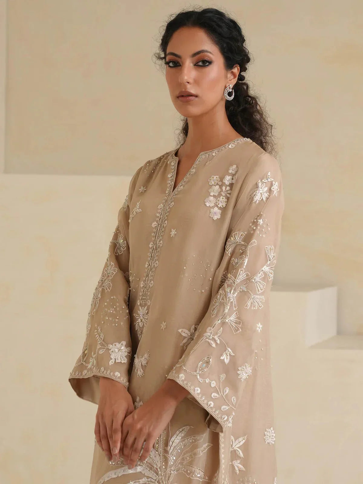 Sandy Pearl Jalabiyan by Alizay Saad