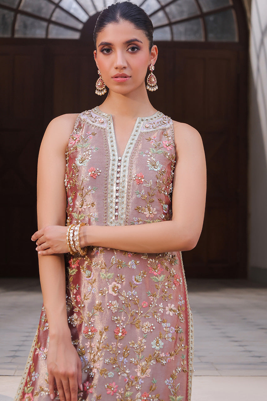 Sania Maskatiya – Nive Style