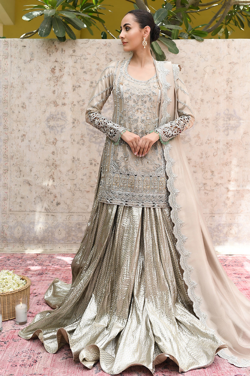 https://cdn.shopify.com/s/files/1/0588/3661/5221/products/saniamasktaiya7-2668_cb2baa9b-5bca-4e2e-af72-1e76402cdf28.jpg?v=1758632925