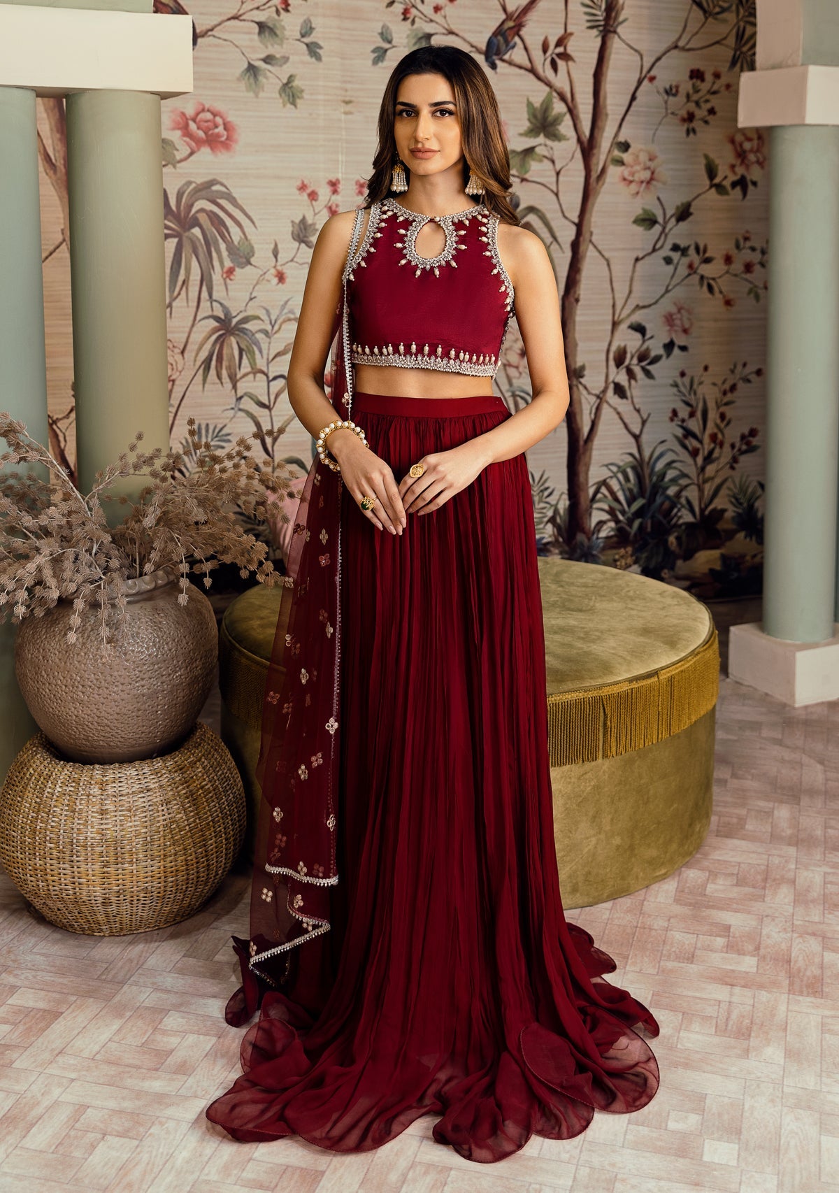 https://cdn.shopify.com/s/files/1/0524/2070/6504/products/sarinamaroon1.jpg?v=1752232747