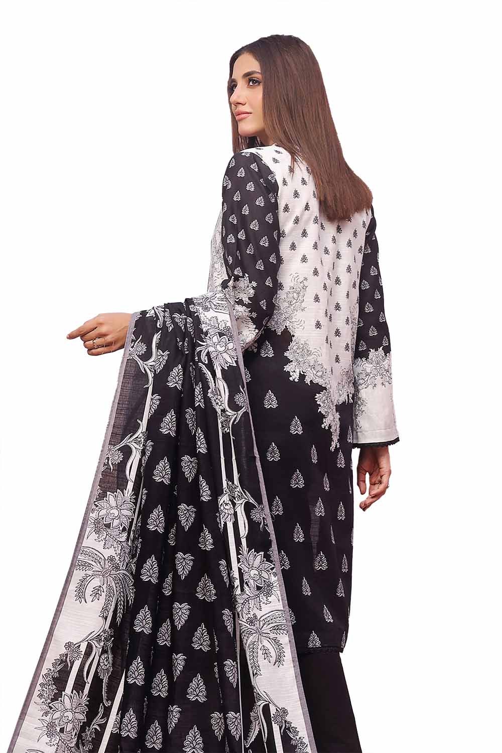 3 Piece Unstitched Printed Khaddar Suit