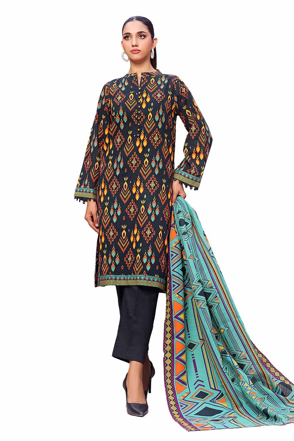 3 Piece Unstitched Printed Khaddar Suit